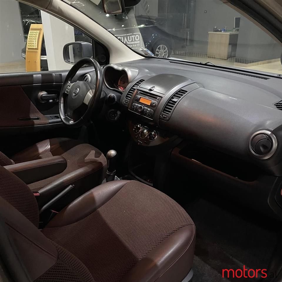 2006' Nissan Note photo #2