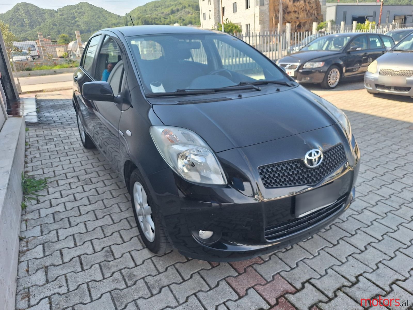 2007' Toyota Yaris photo #1
