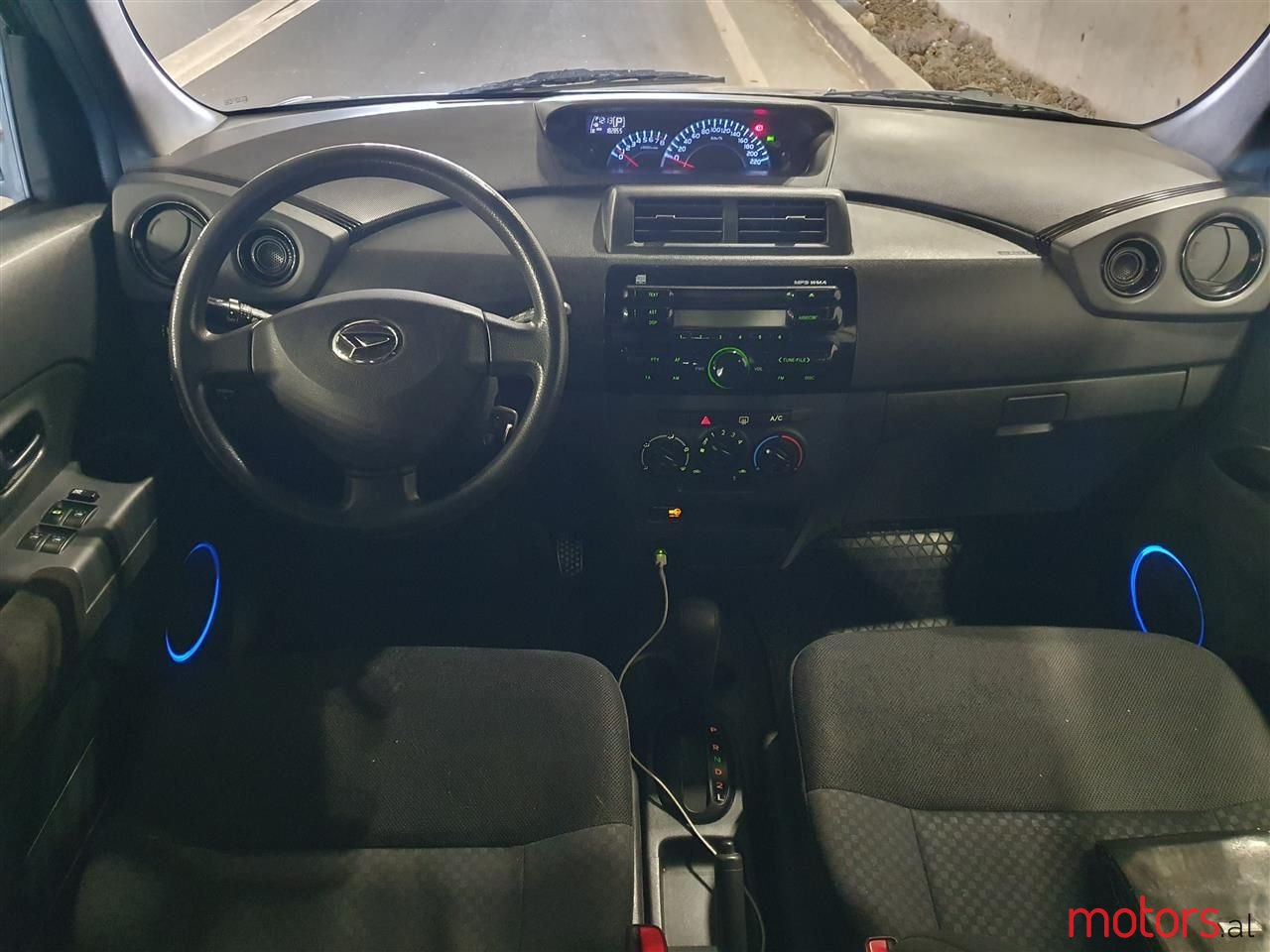 2009' Daihatsu Materia photo #5