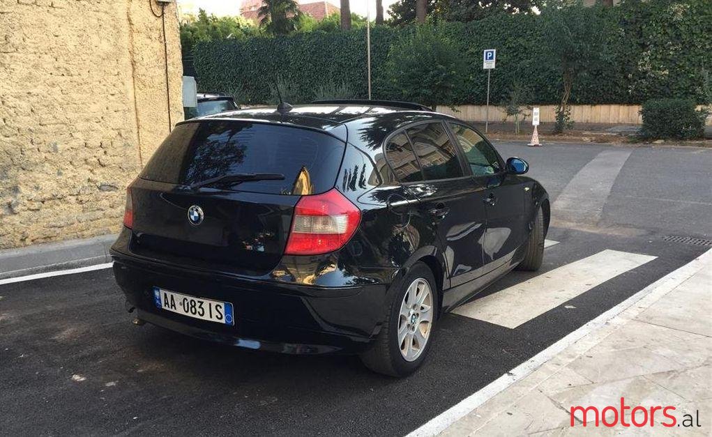 2005' BMW 120 photo #1