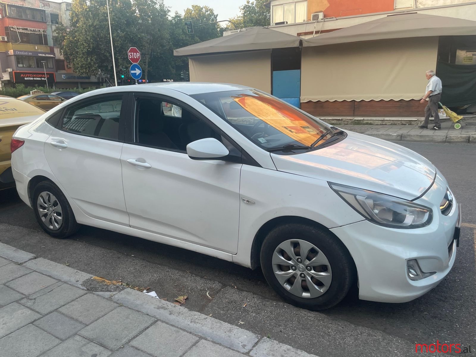 2017' Hyundai Accent photo #1