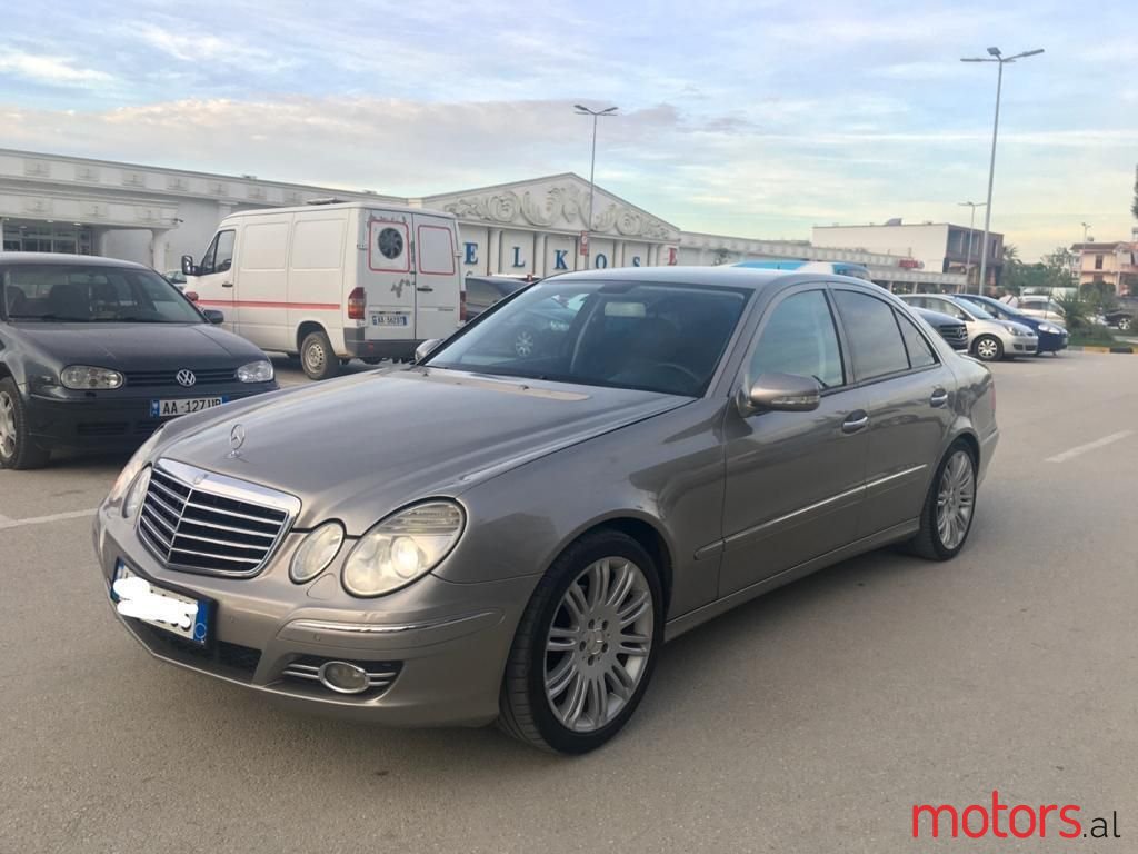 2006' Mercedes-Benz E 280 photo #1