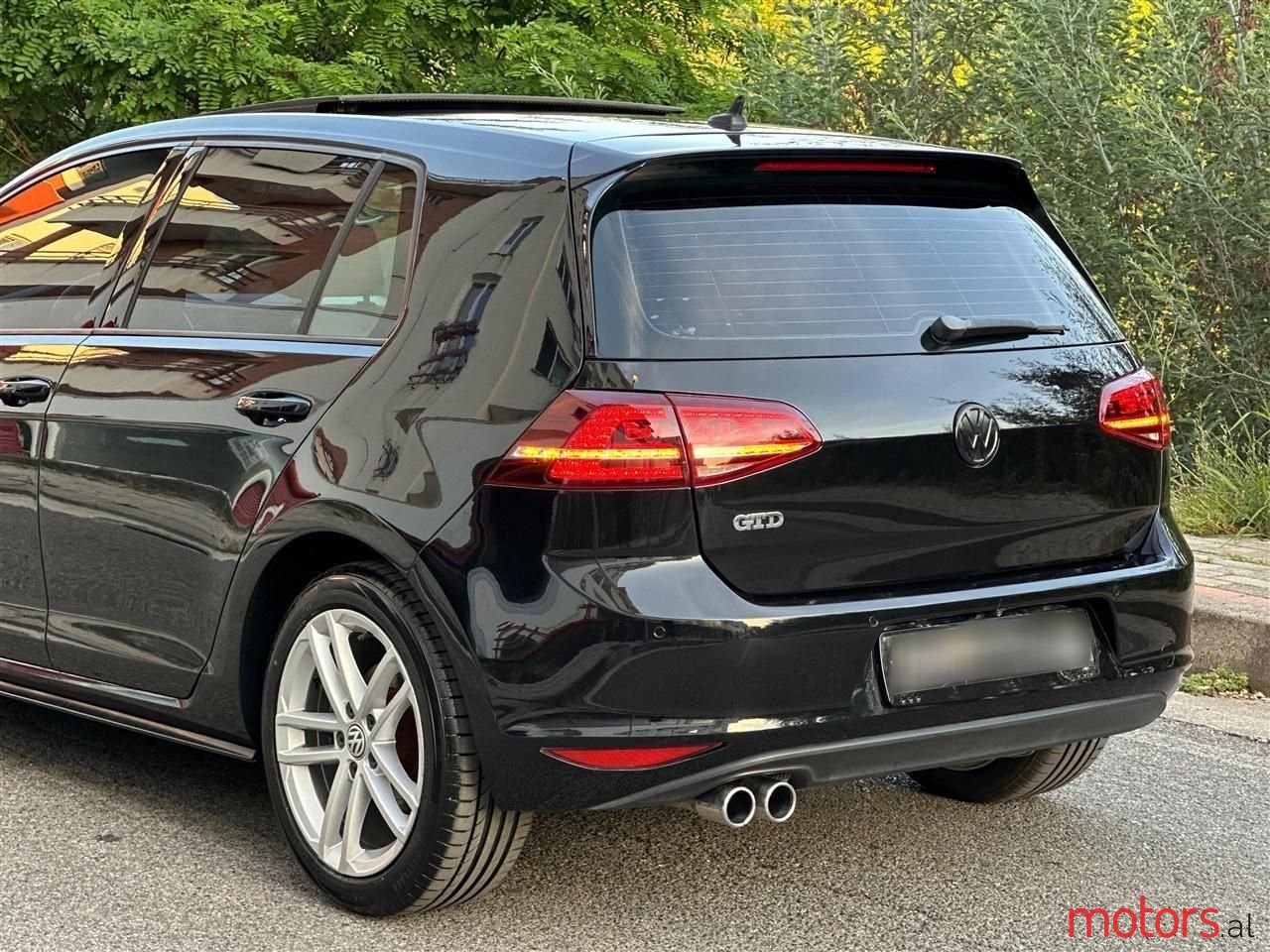 2016' Volkswagen Golf photo #5