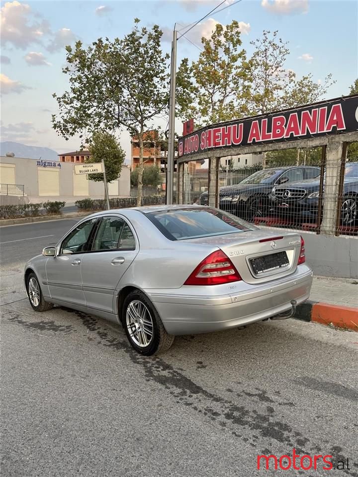 2005' Mercedes-Benz C 180 photo #3
