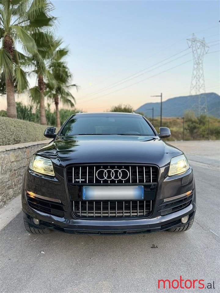 2007' Audi Q7 photo #3