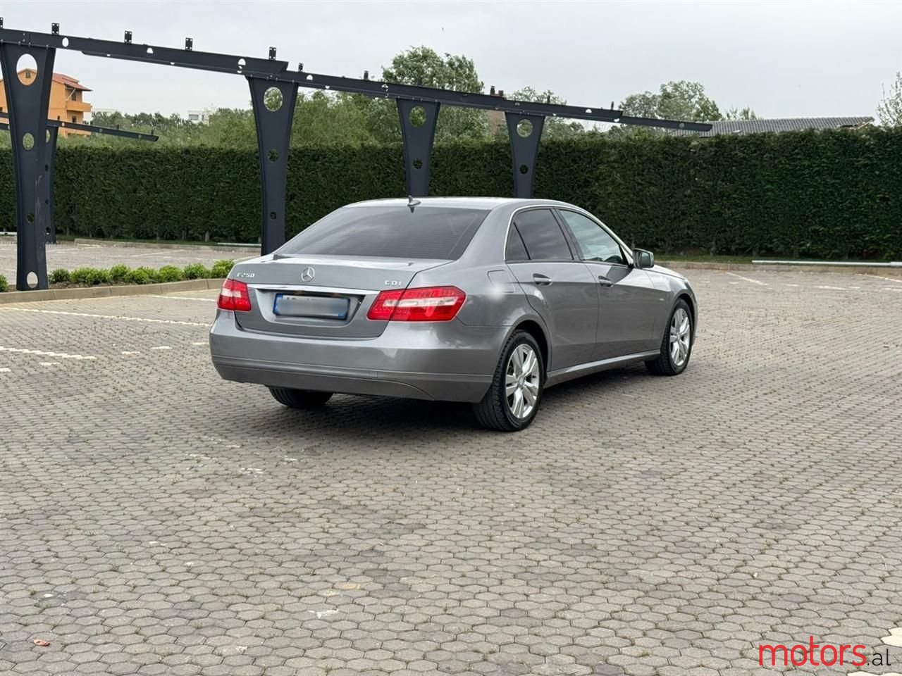 2010' Mercedes-Benz E 250 photo #4