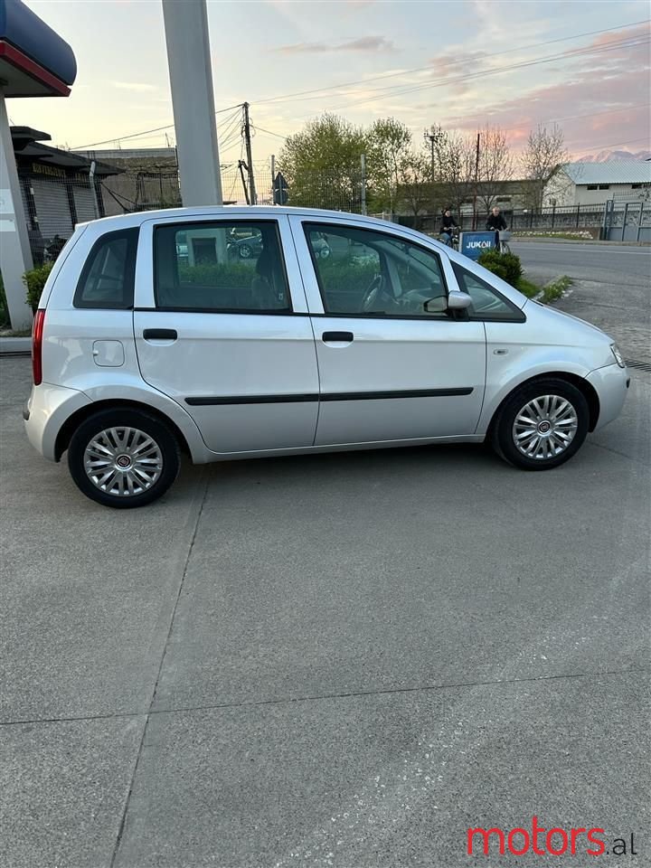 2008' Fiat Idea photo #2