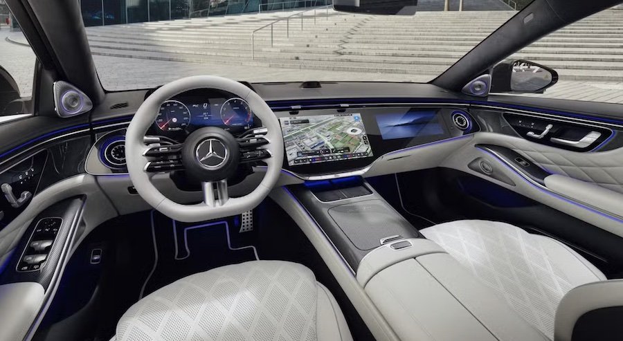 2027 Mercedes-Benz S-Class interior