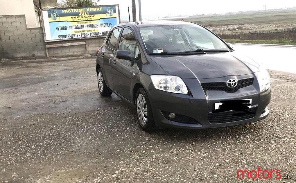 2009' Toyota Auris photo #1