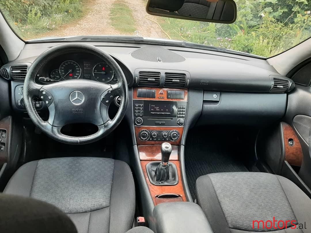 2006' Mercedes-Benz C 220 photo #6