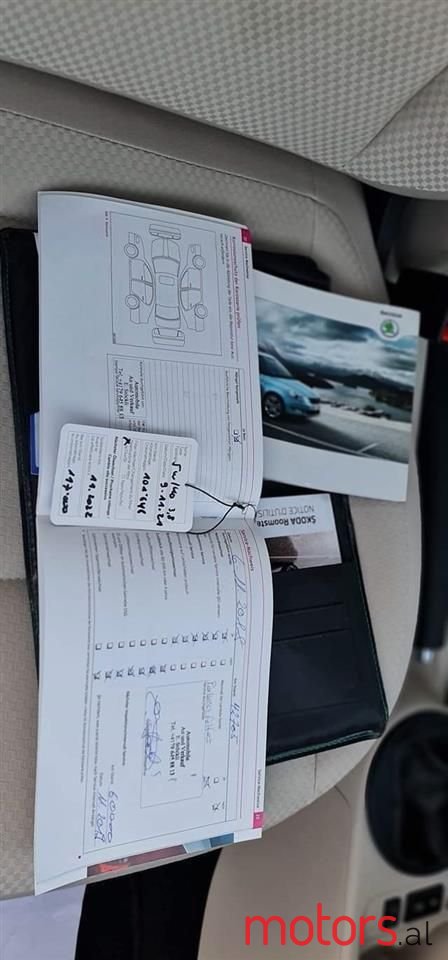 2012' Skoda Roomster photo #4