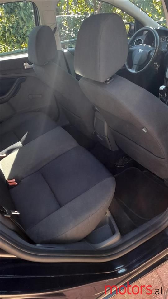 2006' Ford Focus photo #3