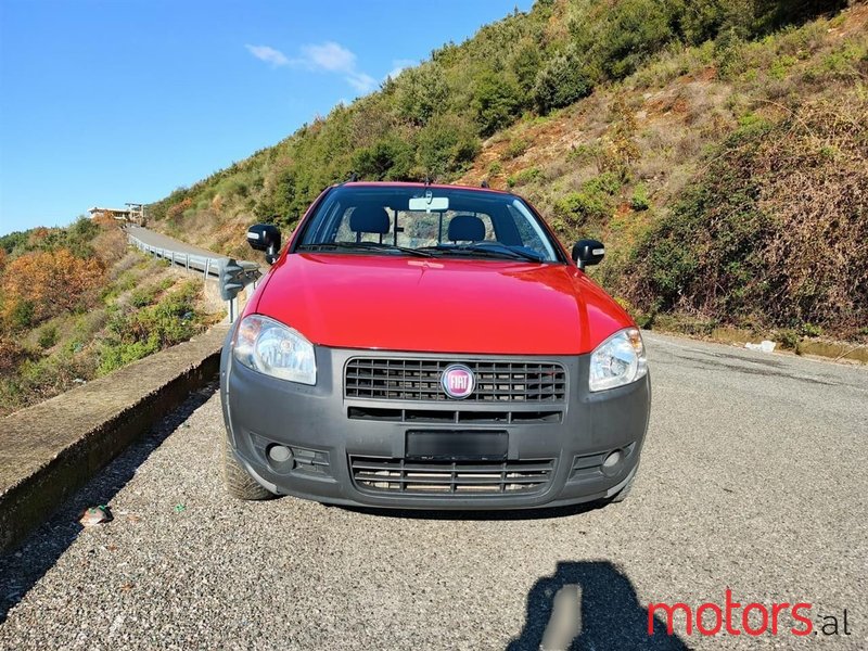 2014' Fiat Strada photo #4