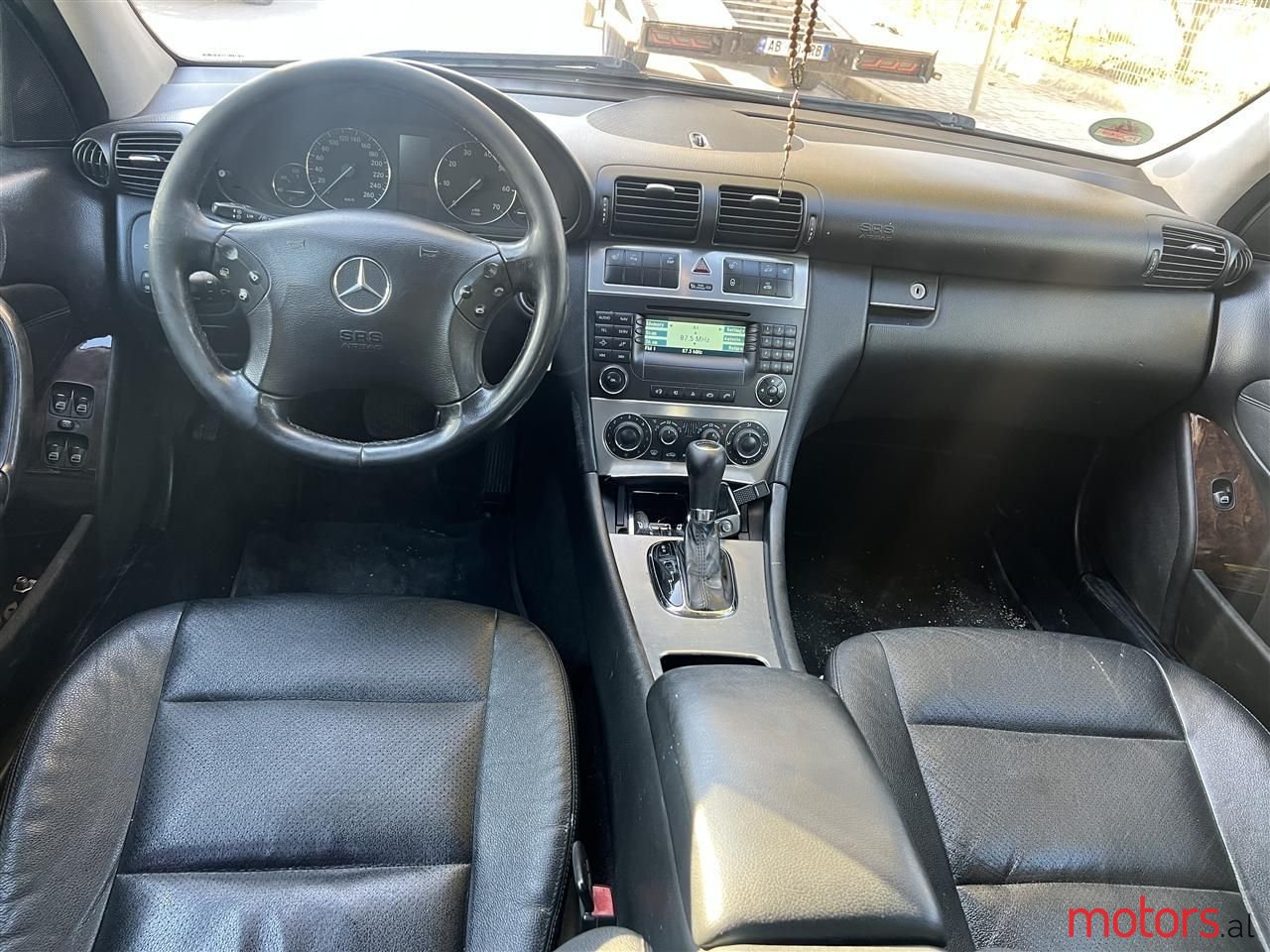 2005' Mercedes-Benz C 200 photo #1