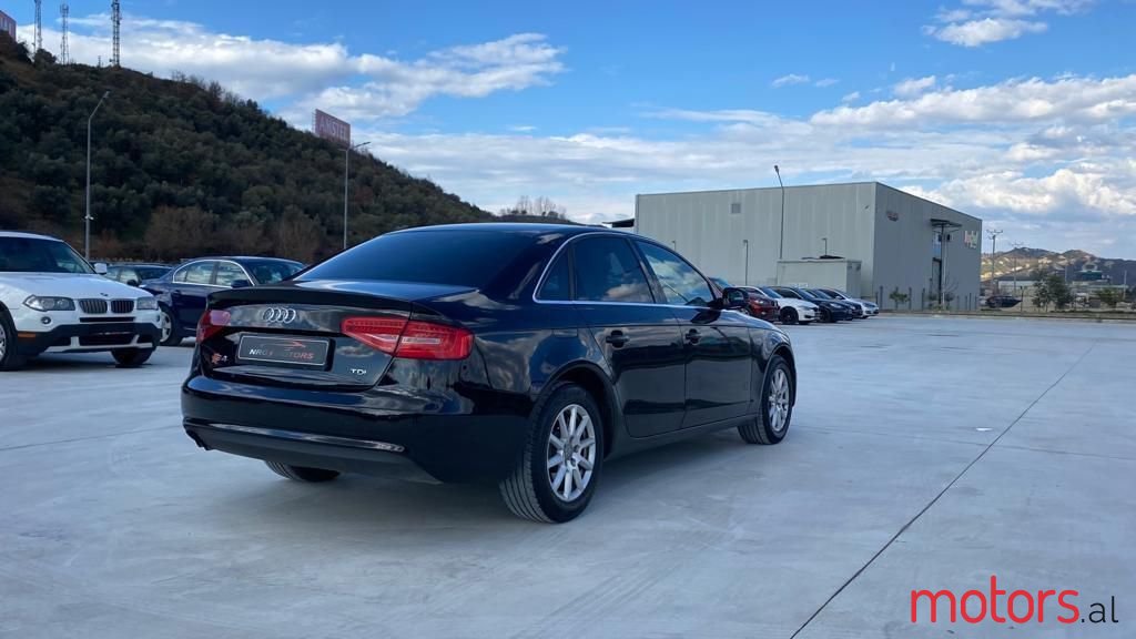 2013' Audi A4 photo #4