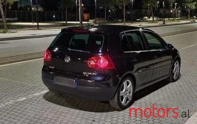 2008' Volkswagen Golf photo #3