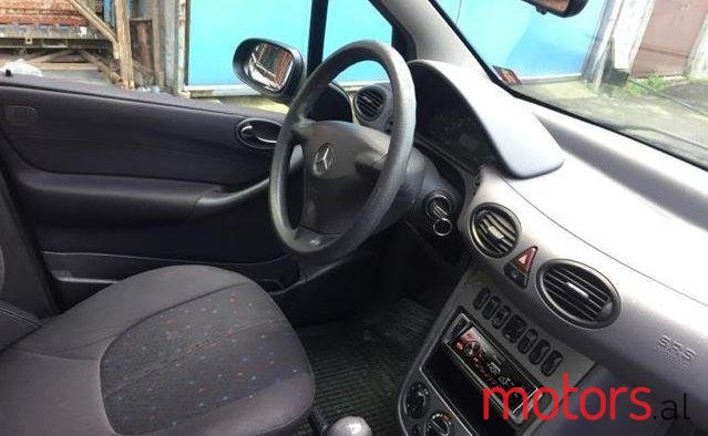 2002' Mercedes-Benz A-Class photo #1