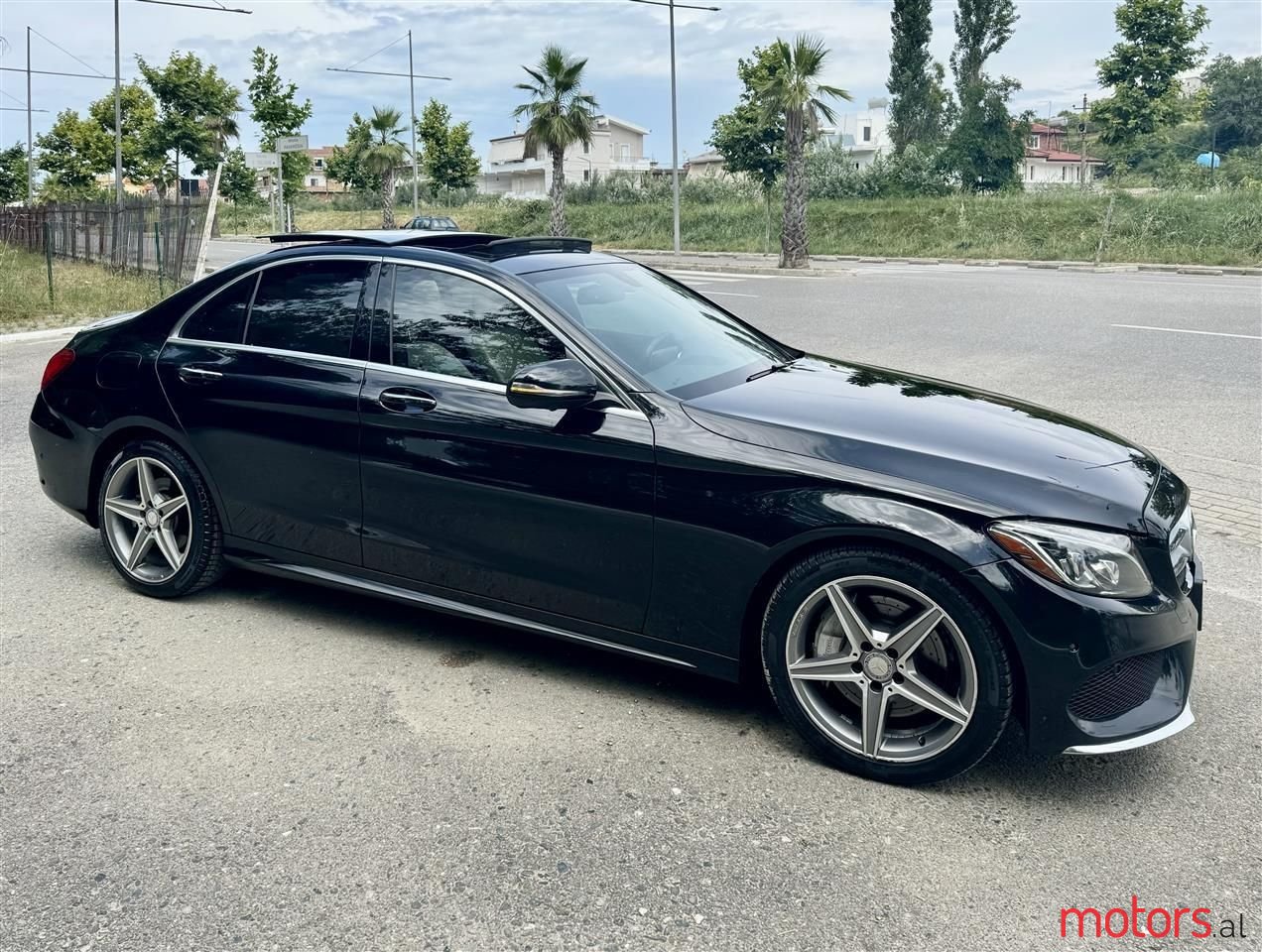 2016' Mercedes-Benz C 300 photo #3