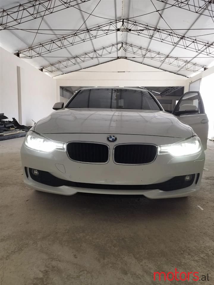 2016' BMW 320 photo #5