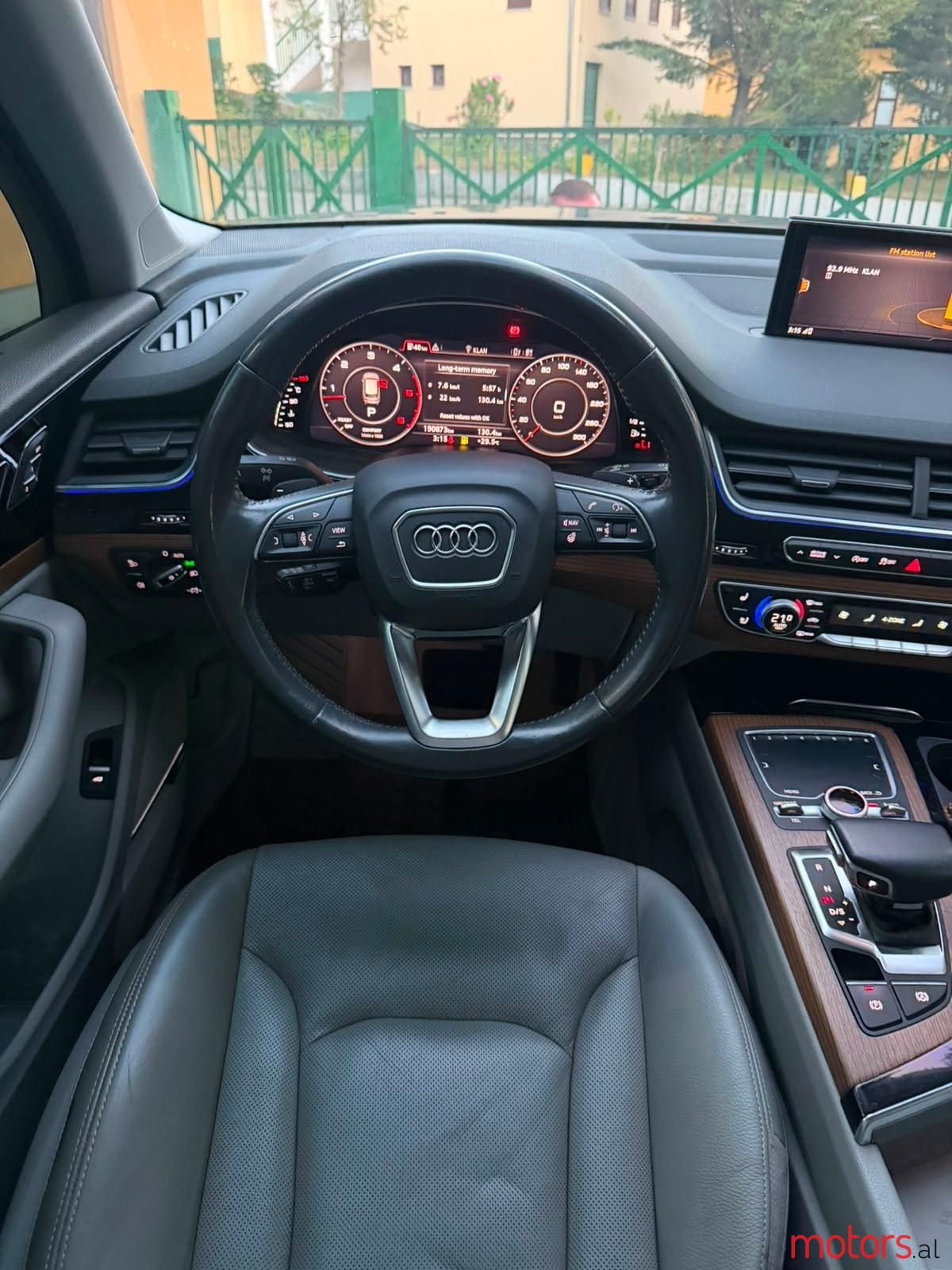 2016' Audi Q7 photo #4