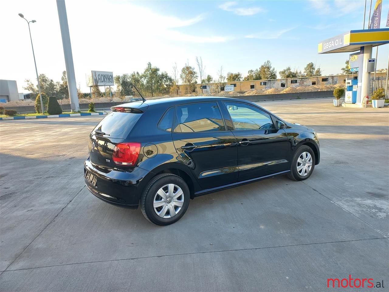 2012' Volkswagen Polo photo #4