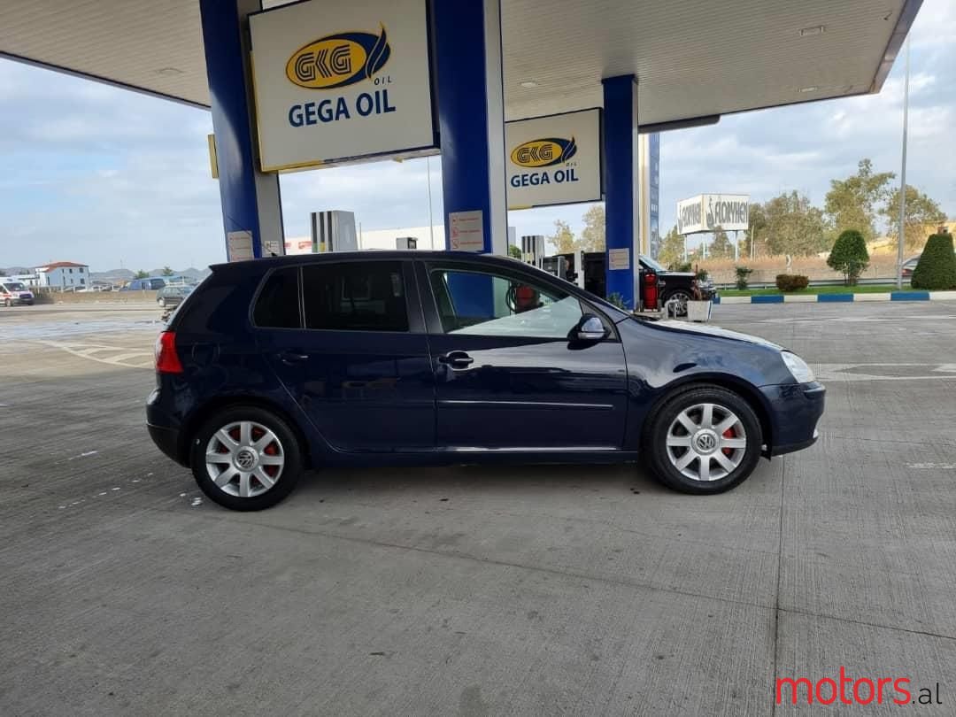 2006' Volkswagen Golf photo #5