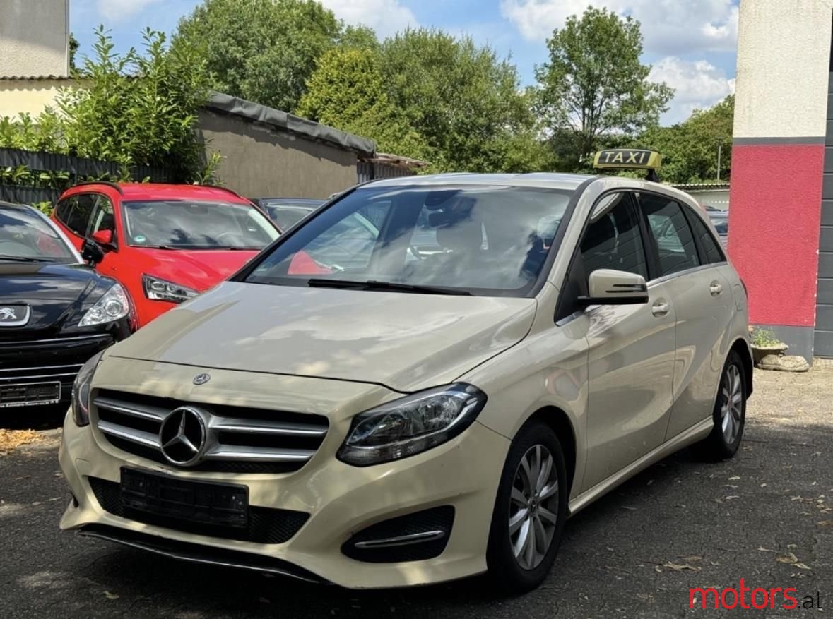 2017' Mercedes-Benz B 180 photo #2