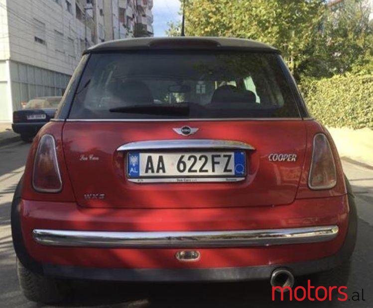 2004' MINI One photo #2