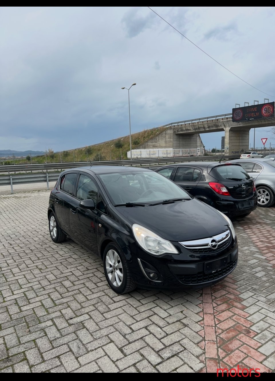 2012' Opel Corsa photo #1