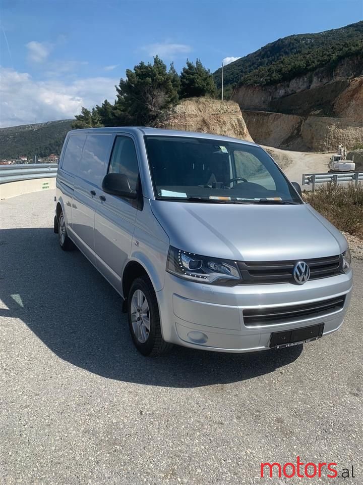 2014' Volkswagen T5 Transporter photo #2