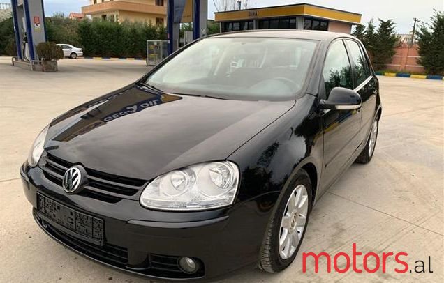 2005' Volkswagen Golf photo #1