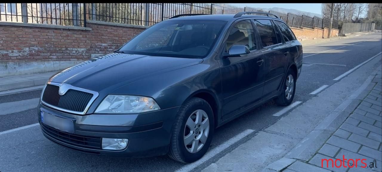 2006' Skoda Octavia photo #1