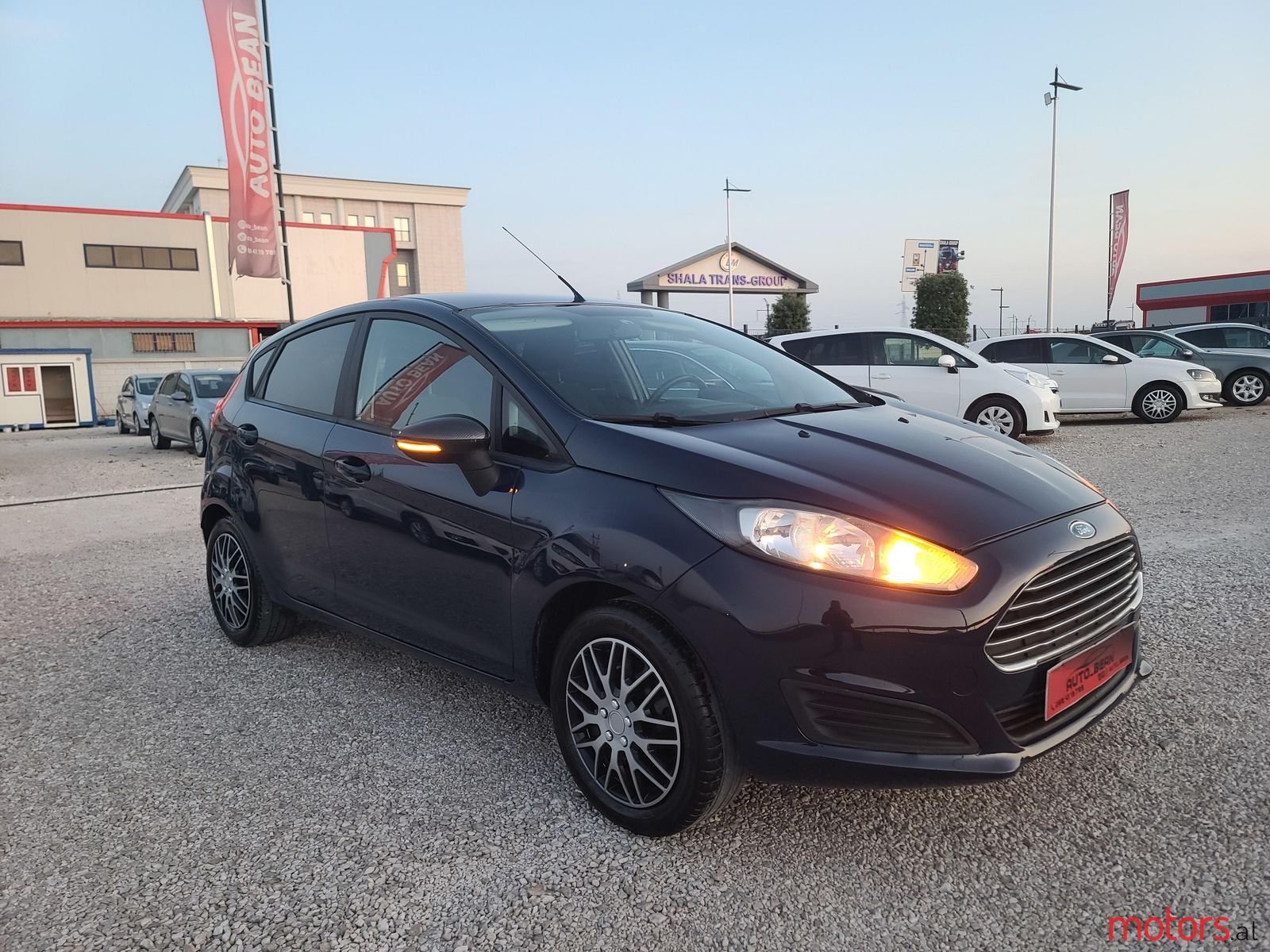 2015' Ford Fiesta photo #3