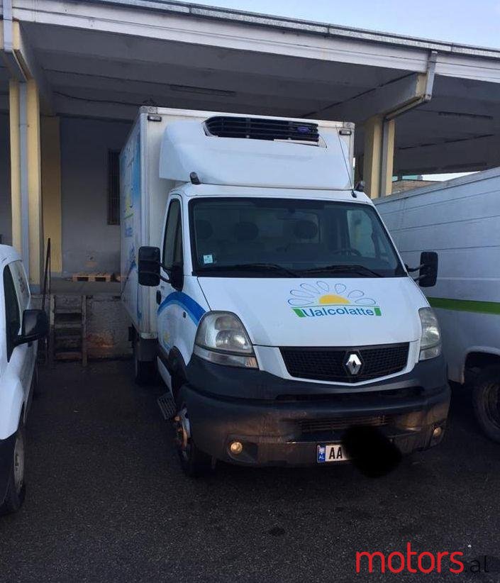 2010' Renault Mascott photo #1