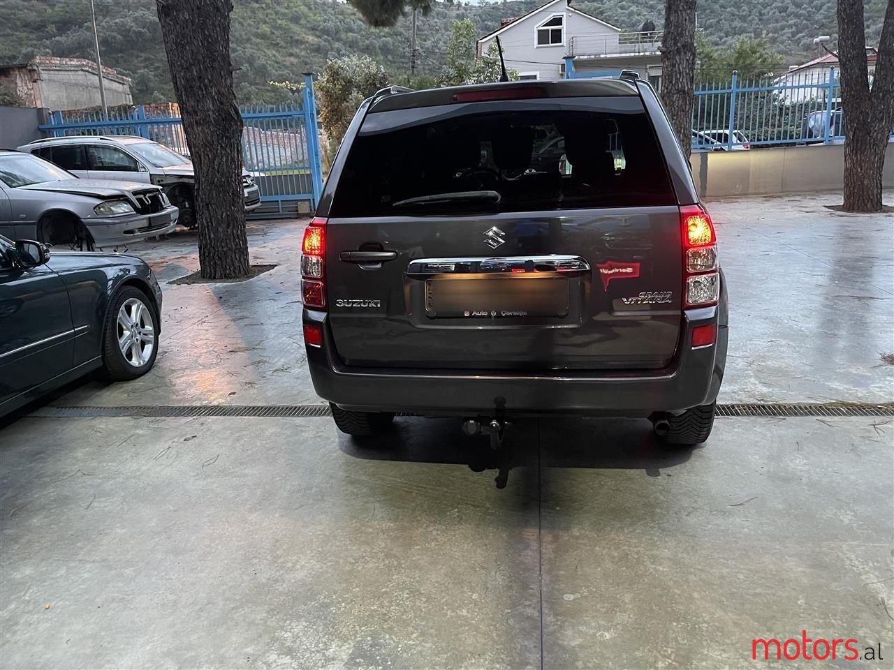 2011' Suzuki Grand Vitara photo #6