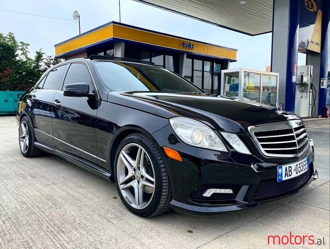 2011' Mercedes-Benz E 350 photo #2