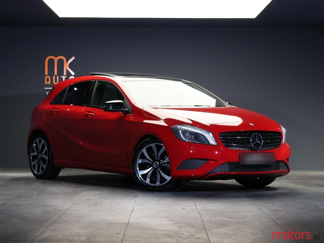 2014' Mercedes-Benz A 200 photo #1
