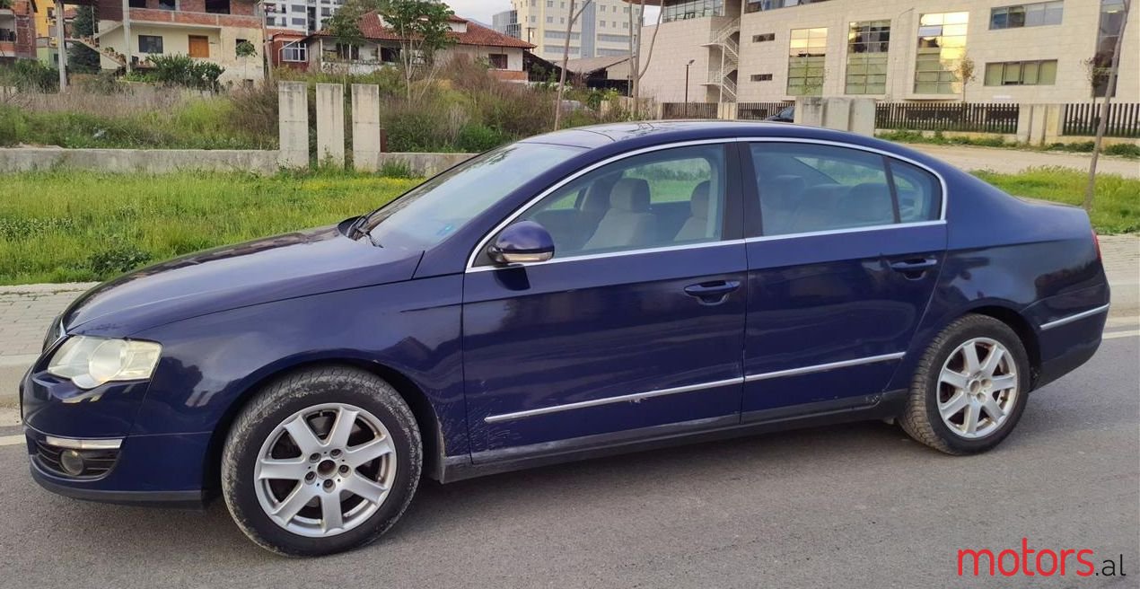 2007' Volkswagen Passat photo #1