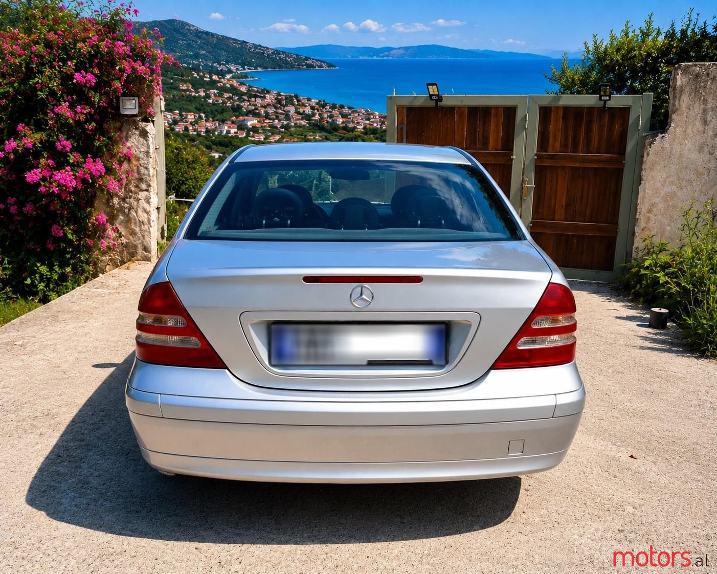 2002' Mercedes-Benz C 180 photo #1