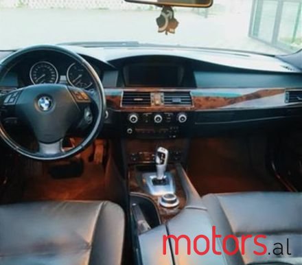 2008' BMW 535 photo #3