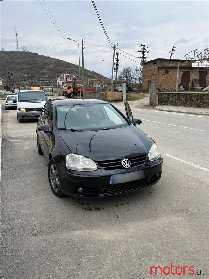 2007' Volkswagen Golf photo #1