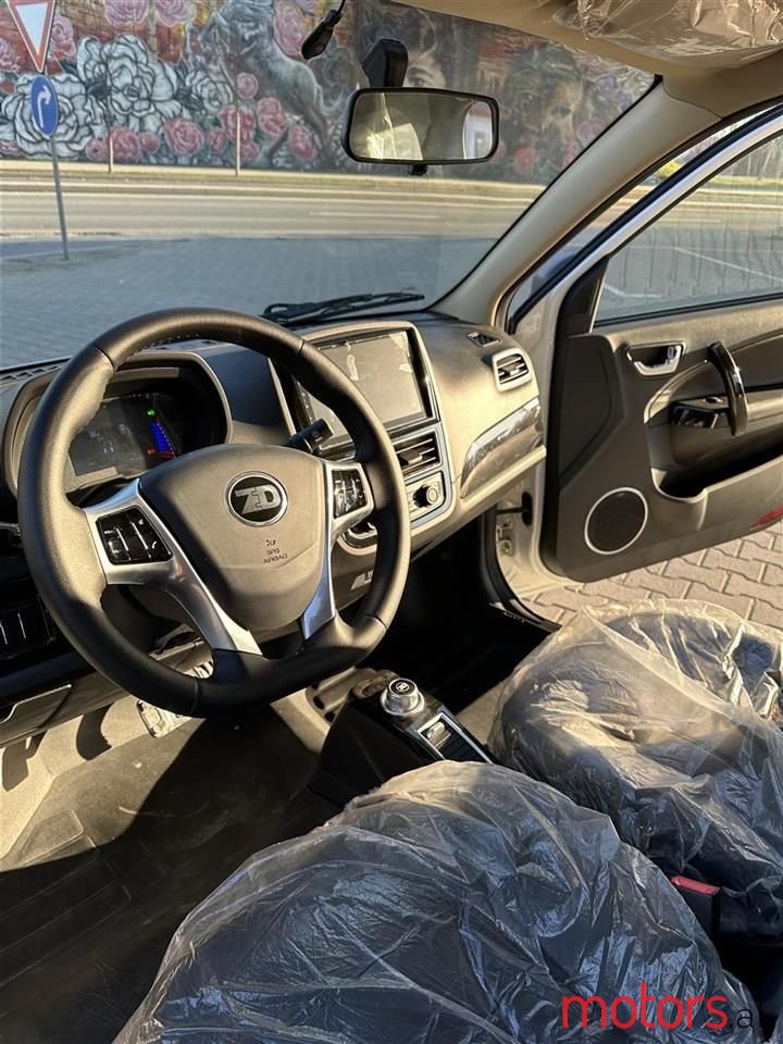 2023' Smart Fortwo photo #4