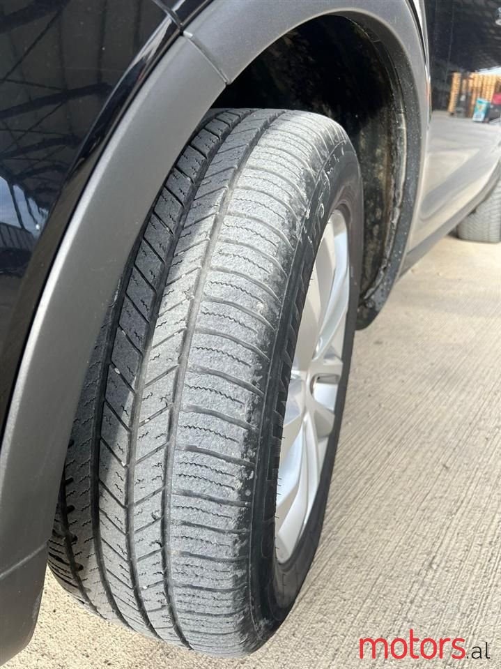 2011' Ford Kuga photo #6