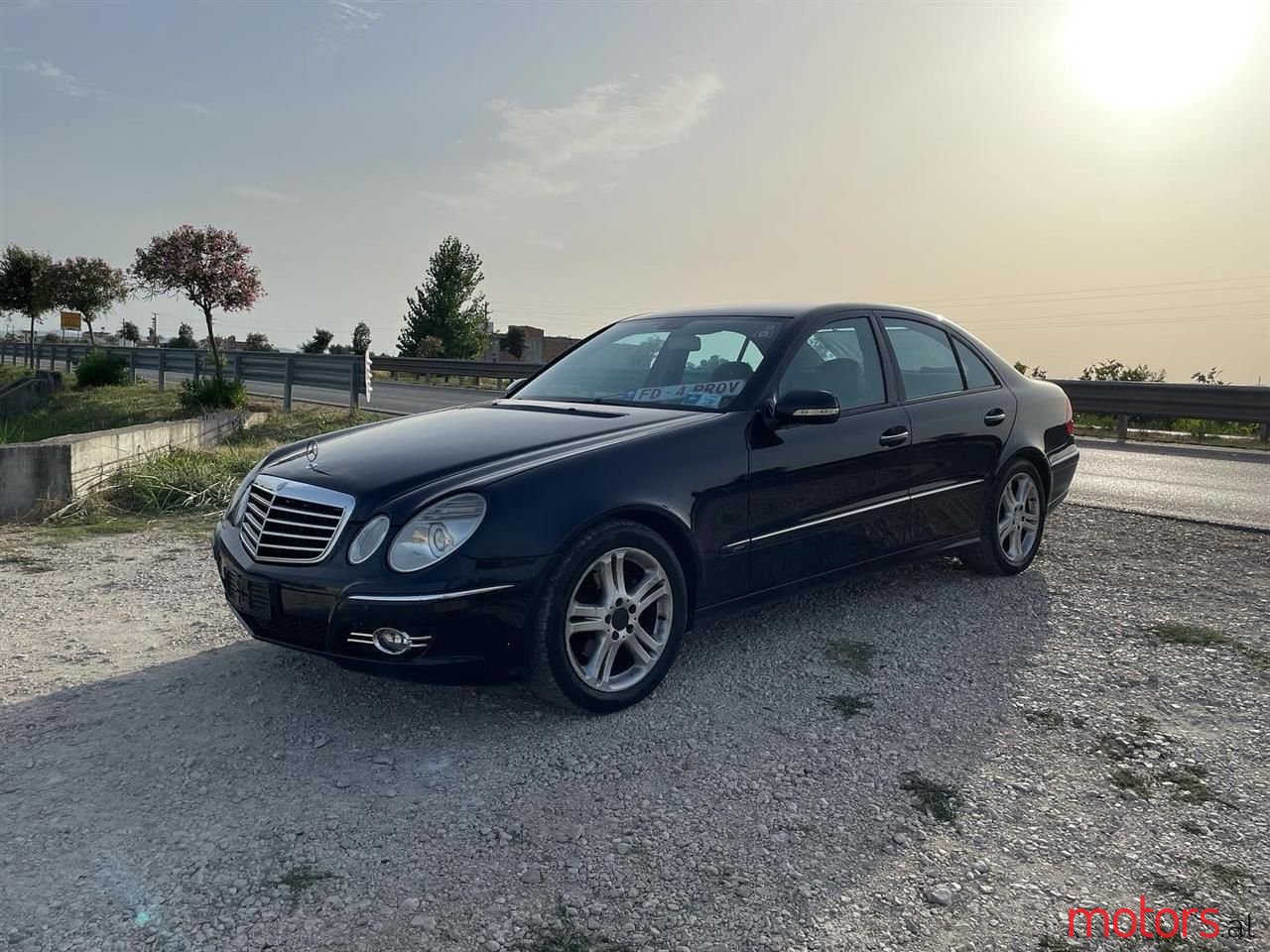 2008' Mercedes-Benz E 320 photo #1