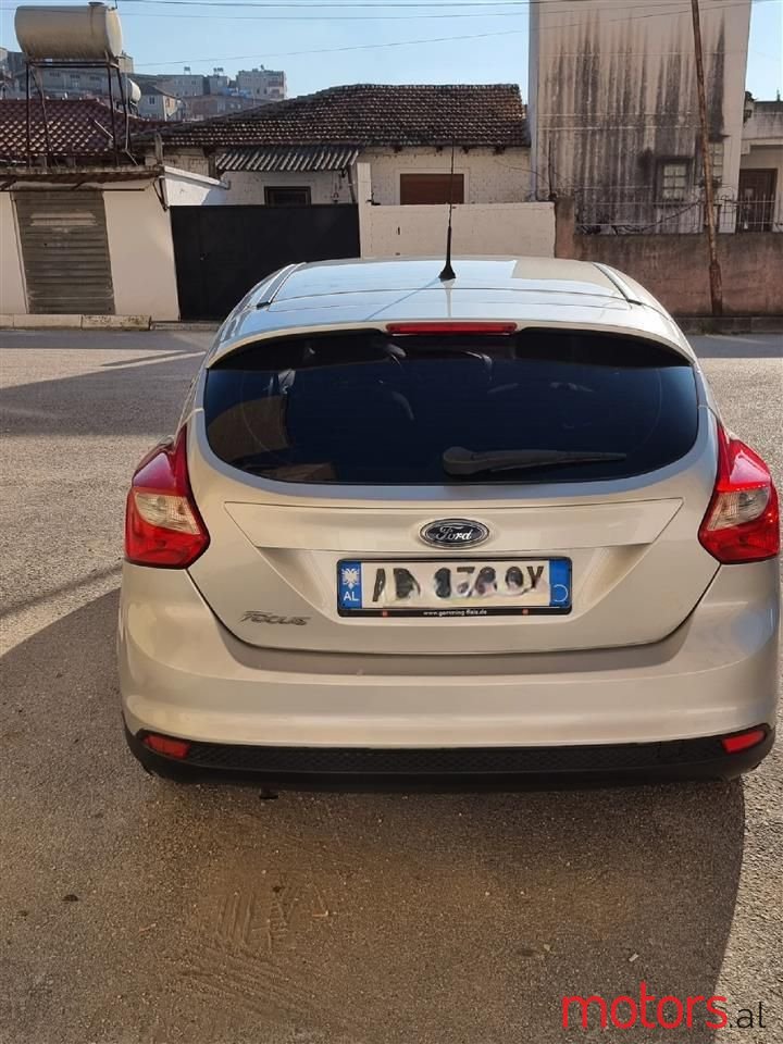 2013' Ford Focus photo #5