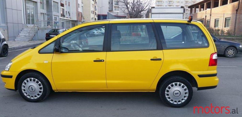 2004' Ford Galaxy photo #1