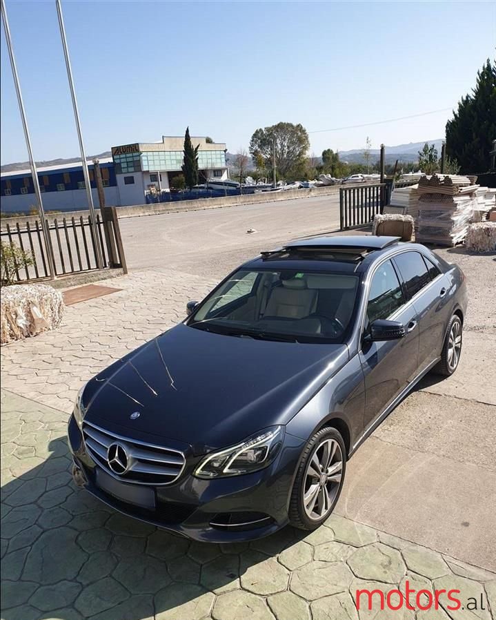 2014' Mercedes-Benz E 250 photo #3