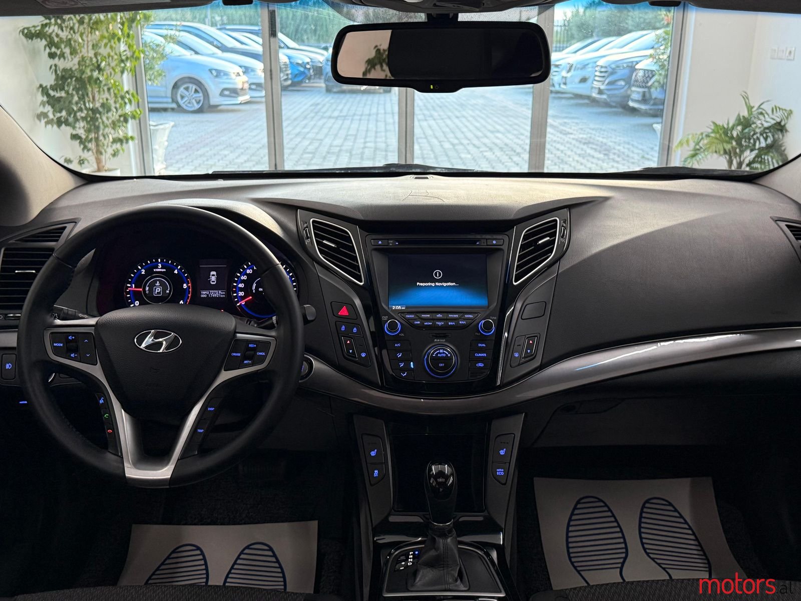 2012' Hyundai i40 photo #3
