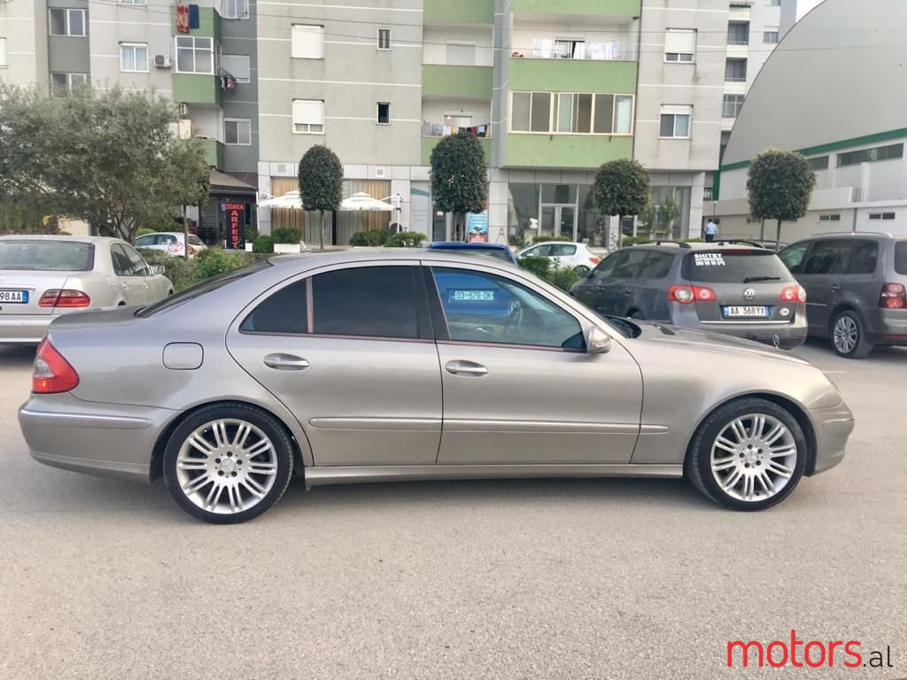 2006' Mercedes-Benz E 280 photo #2