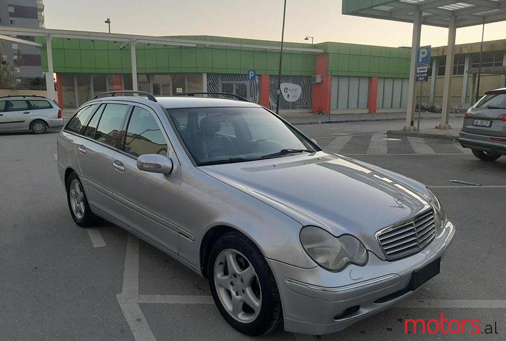2003' Mercedes-Benz C 270 photo #1